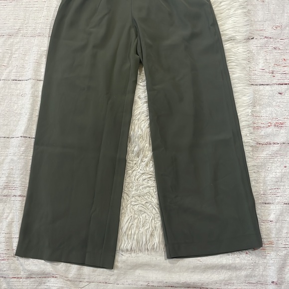 Lululemon Noir Pants Dark Olive Tie Waist Wide Leg High Rise - Picture 9 of 12